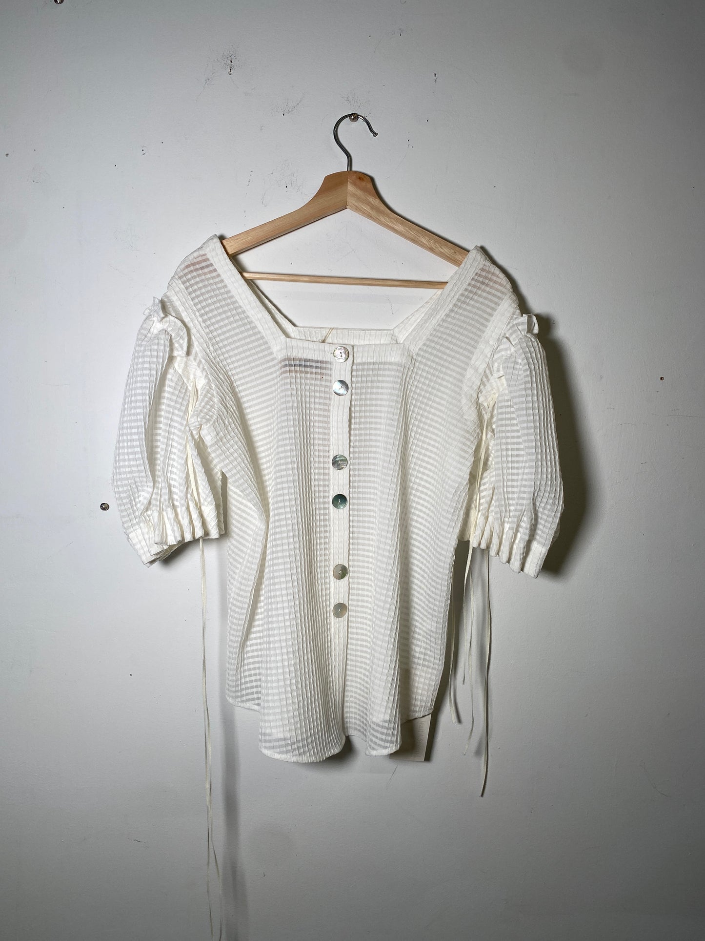Unisecon shirt with bobble sleeves