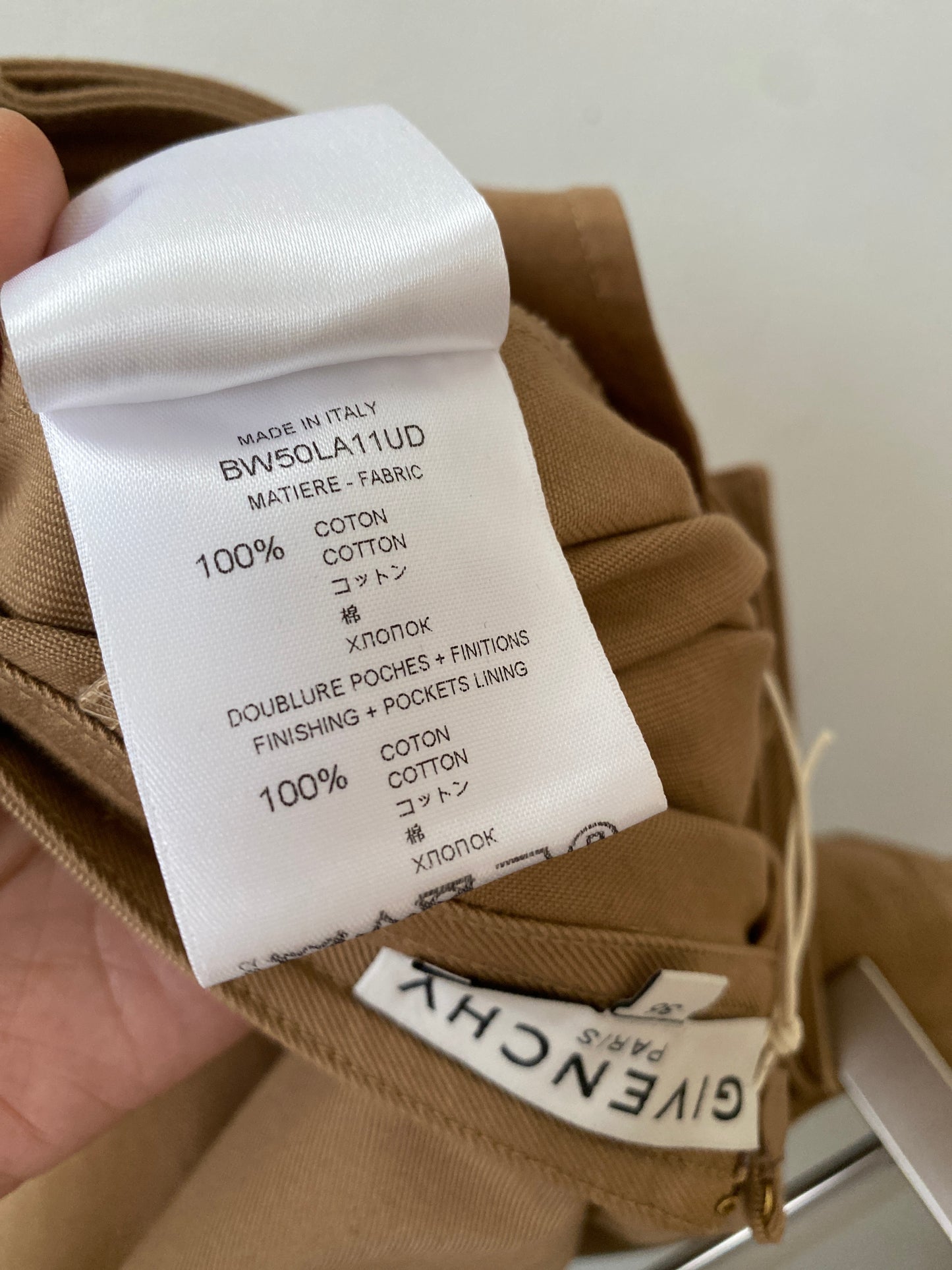 Givenchy Beige Cotton Buckle Detail Shorts