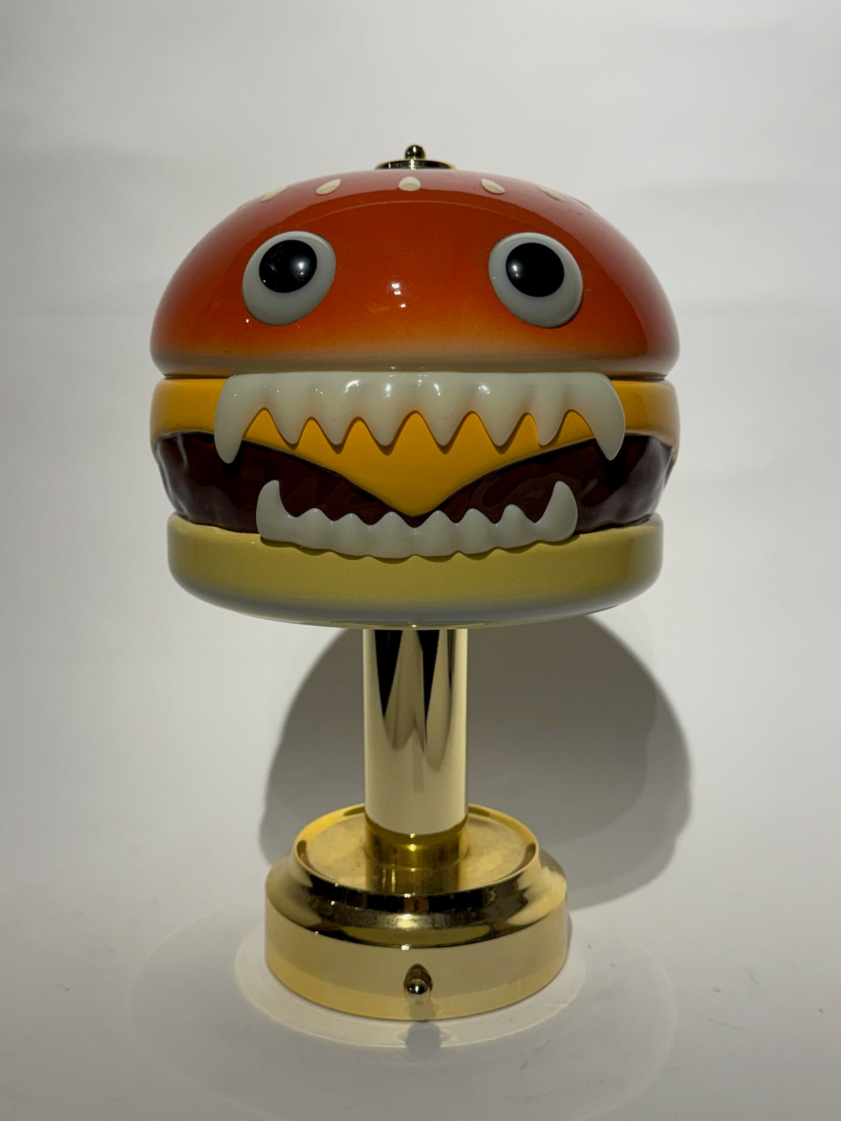 Undercover Vintage Hamburger Gold Table Lamp