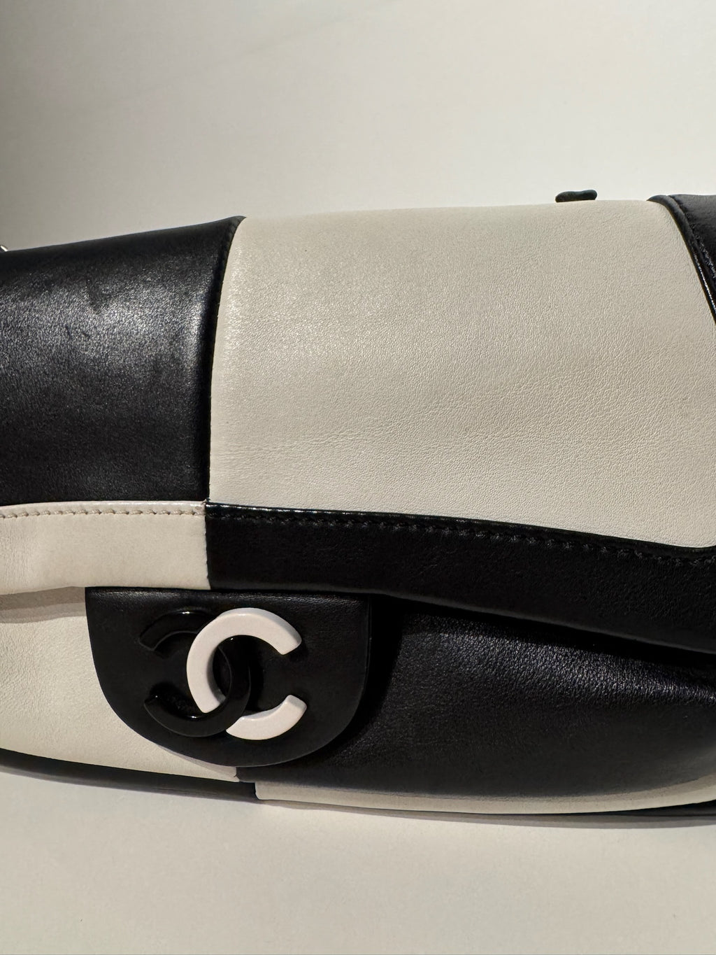 Chanel Black and White Leather Chain Shoulder Bag