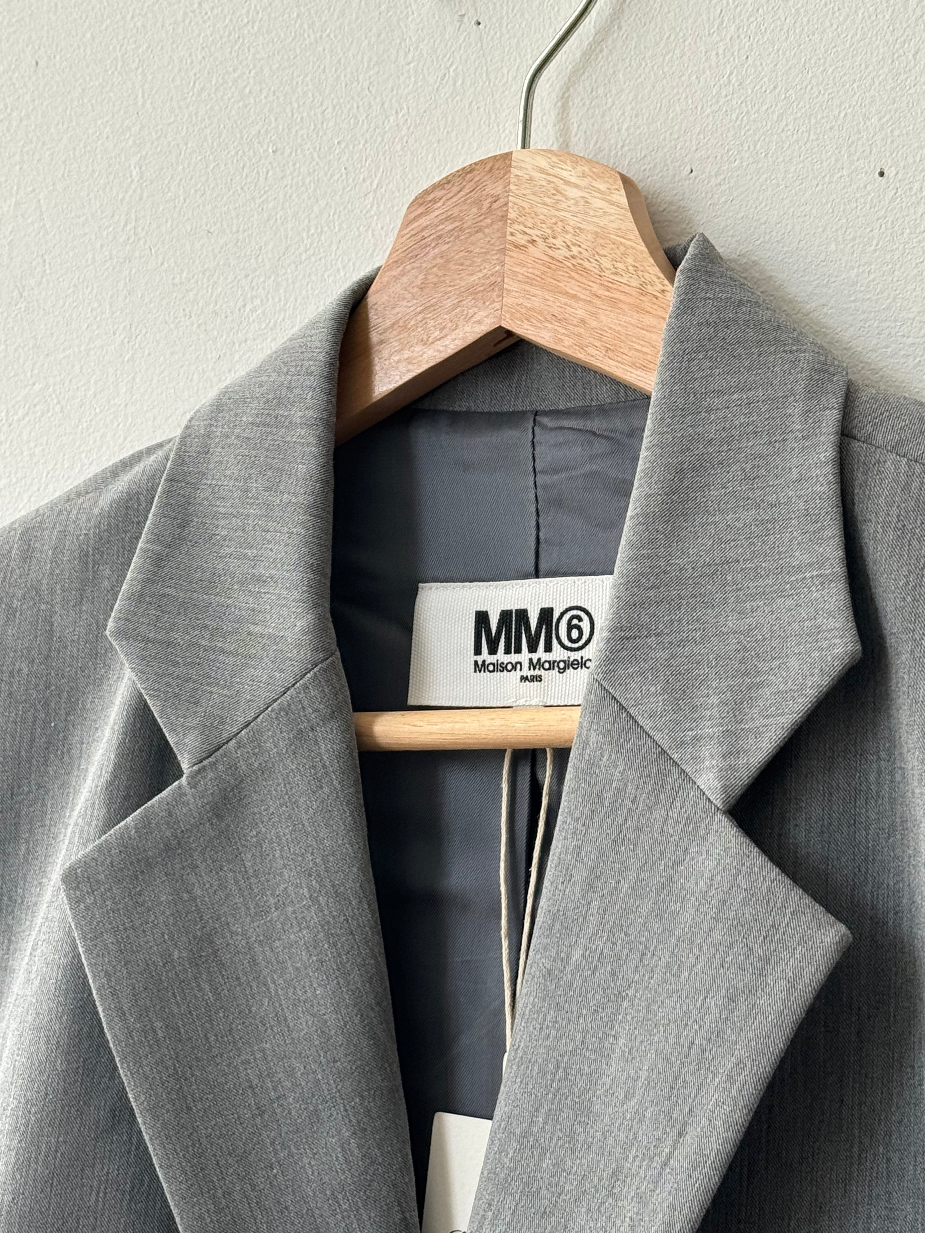 WAS-25519 MM6 Grey Blazer