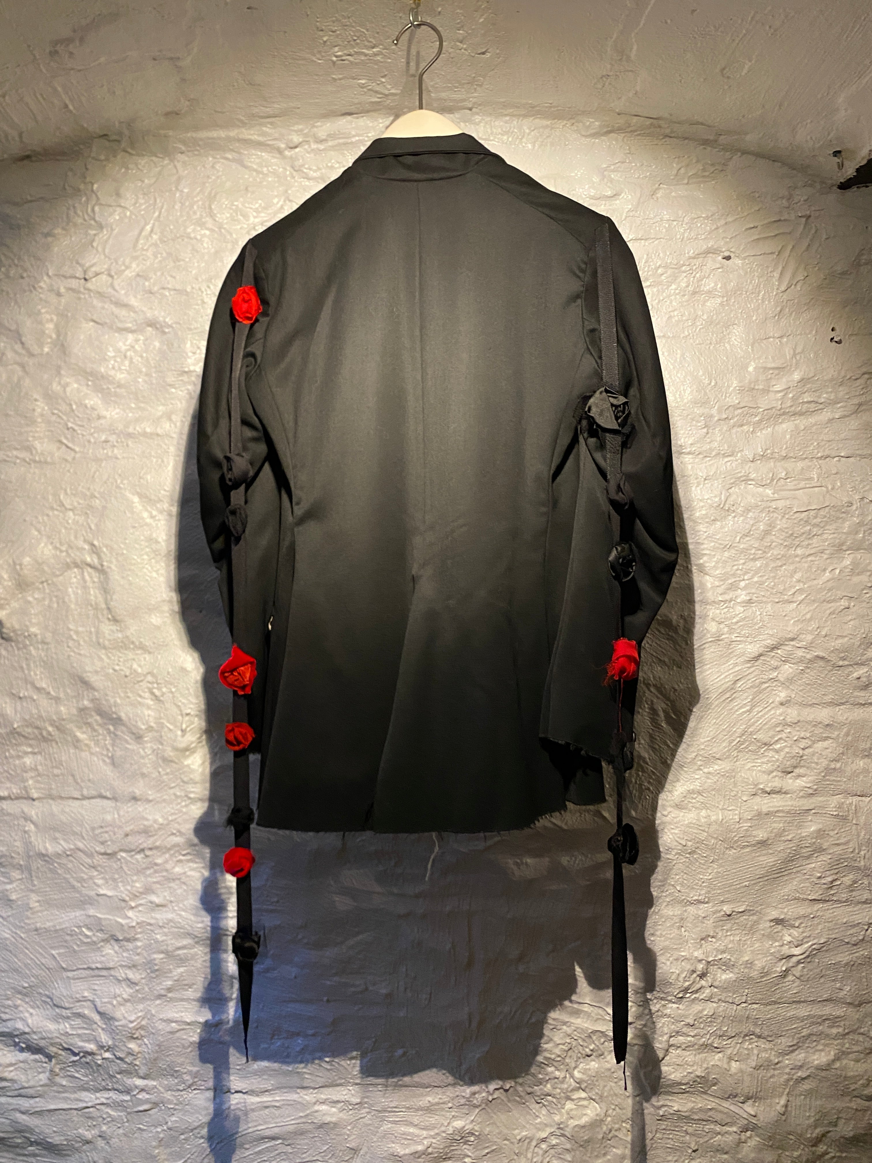 Elena Dawson SS21 Black and White Roses Suit Blazer