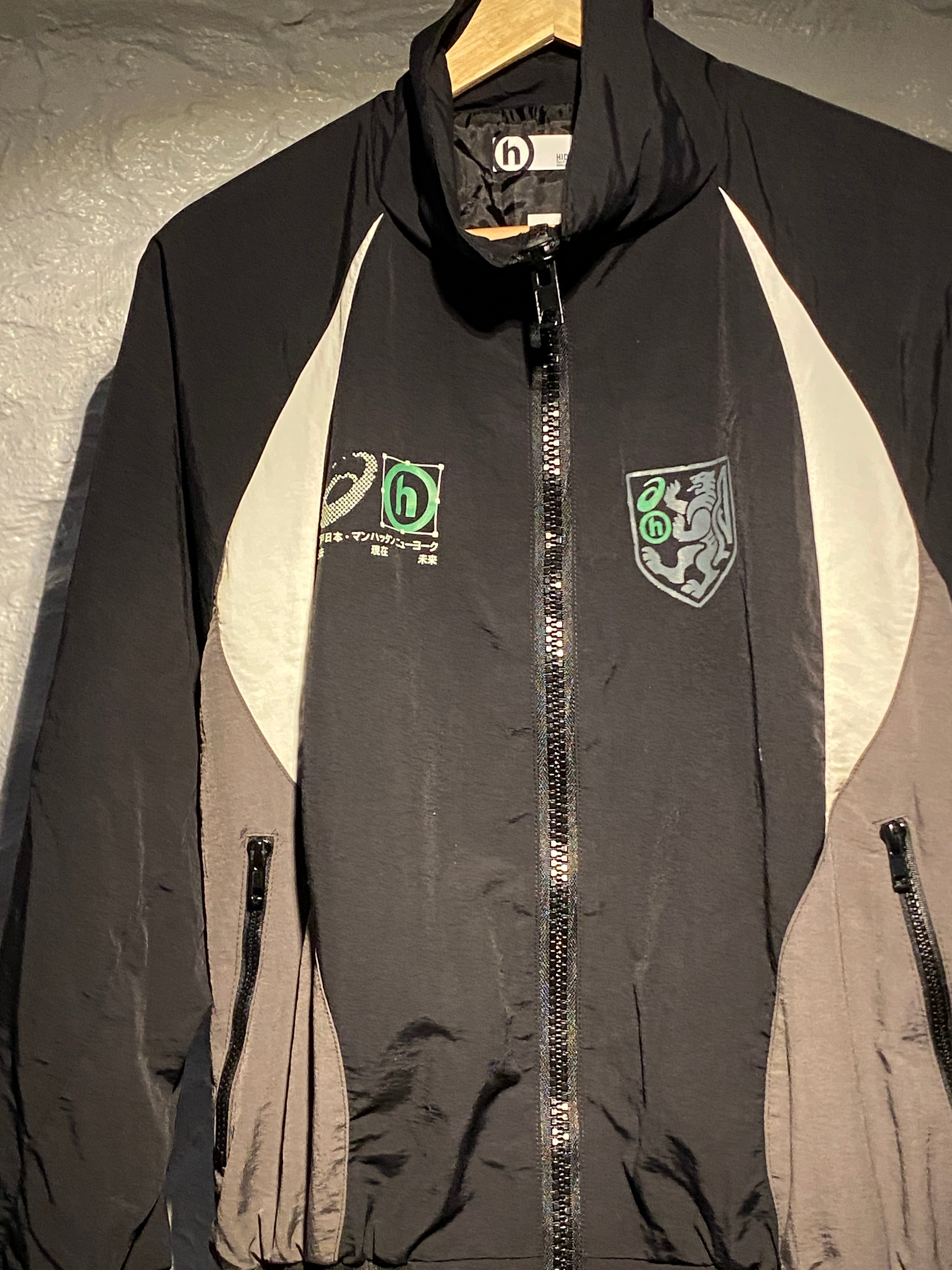 Hidden NYC Black and White Zipper Nylon Sports Jacket