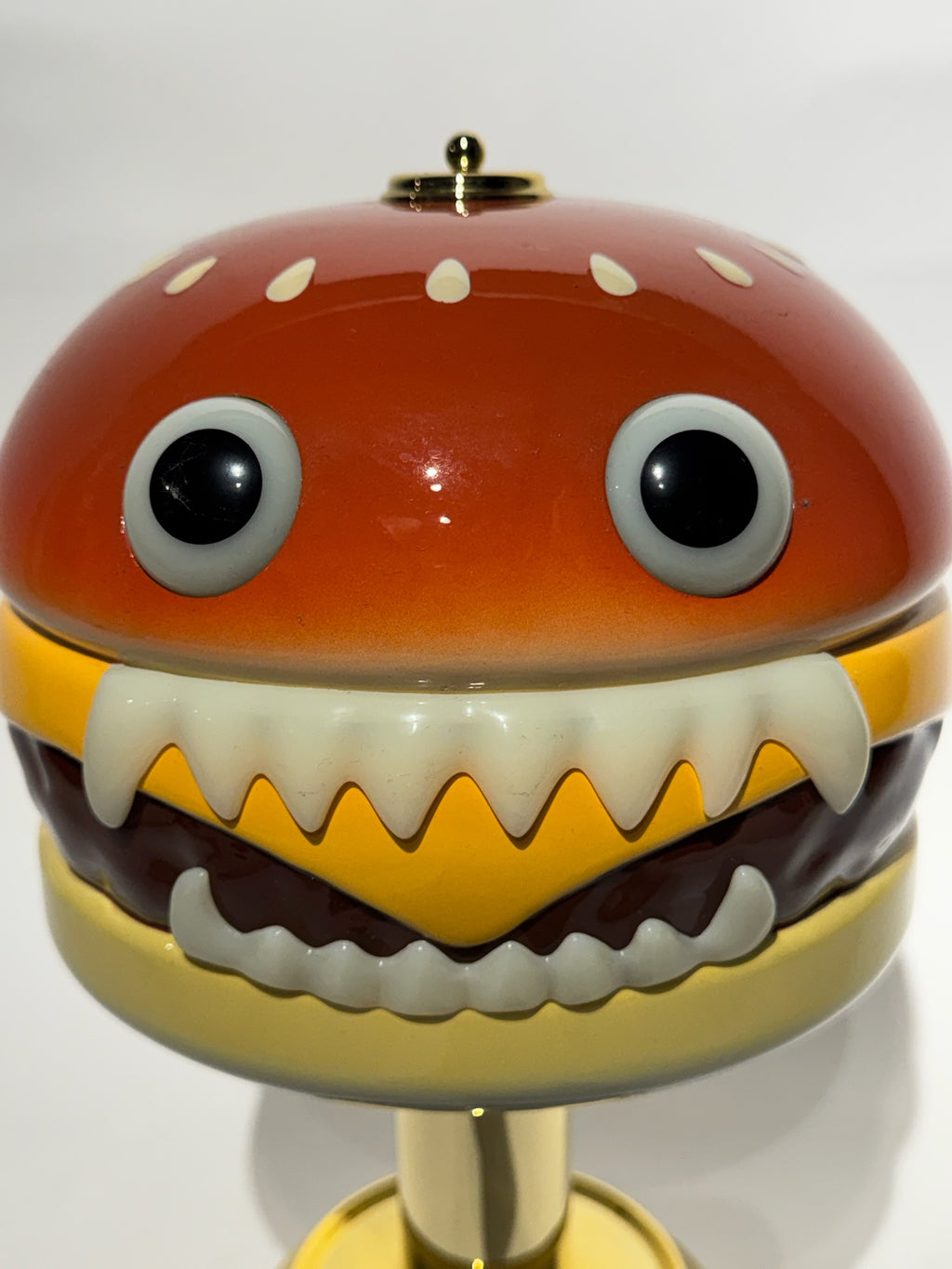 Undercover Vintage Hamburger Gold Table Lamp