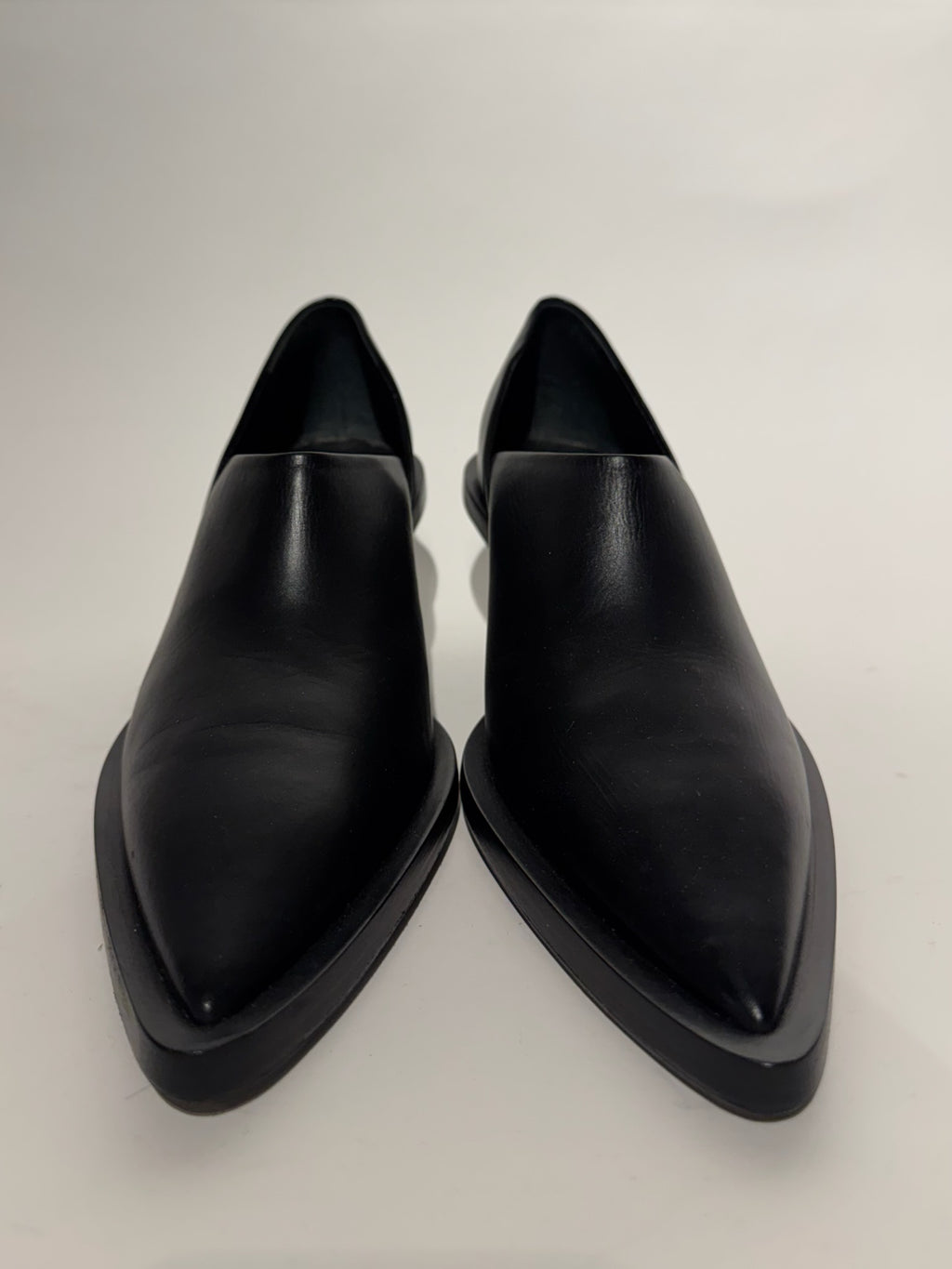Jil Sander Black Leather Point Toe Kitten Heel Size 37