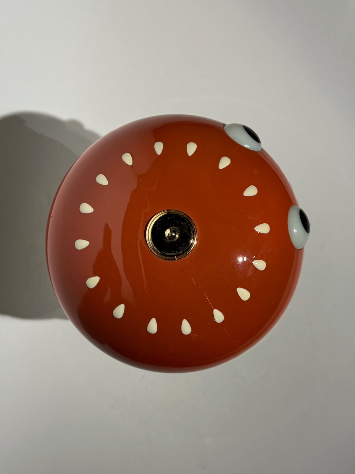 Undercover Vintage Hamburger Gold Table Lamp