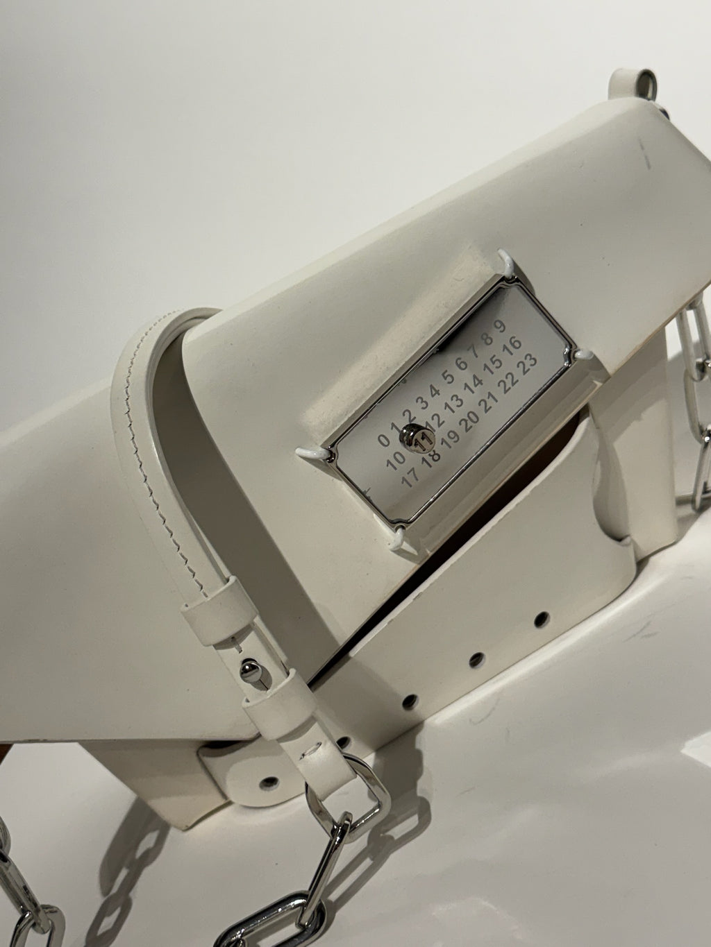 Maison Margiela White Snatched Shoulder Bag