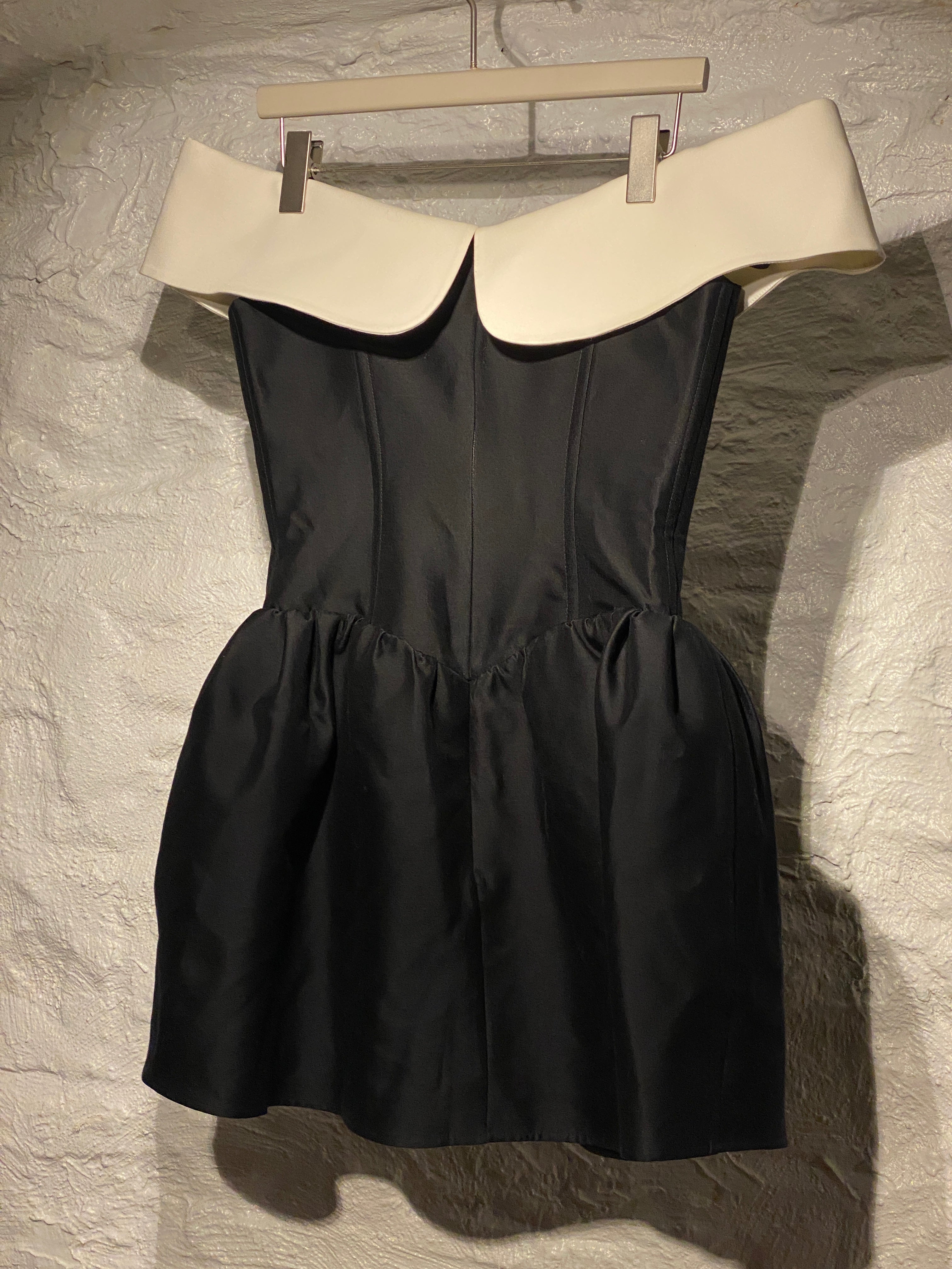 SHUSHU/TONG Black and White Off-Shoulder Bow Mini Dress