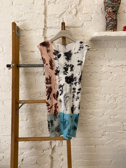 Issey Miyake PLEATS PLEASE Sleeveless Botanical Print Sleeveless Shirt