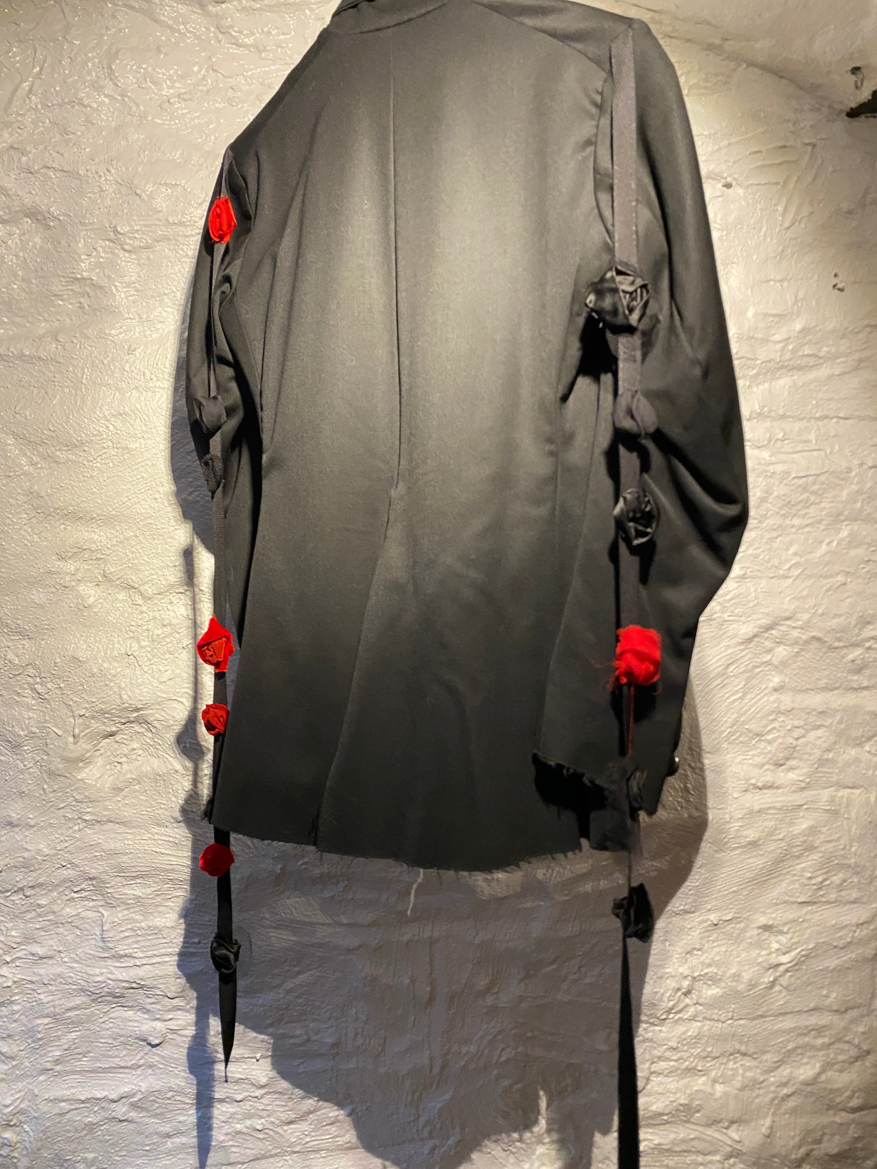 Elena Dawson SS21 Black and White Roses Suit Blazer